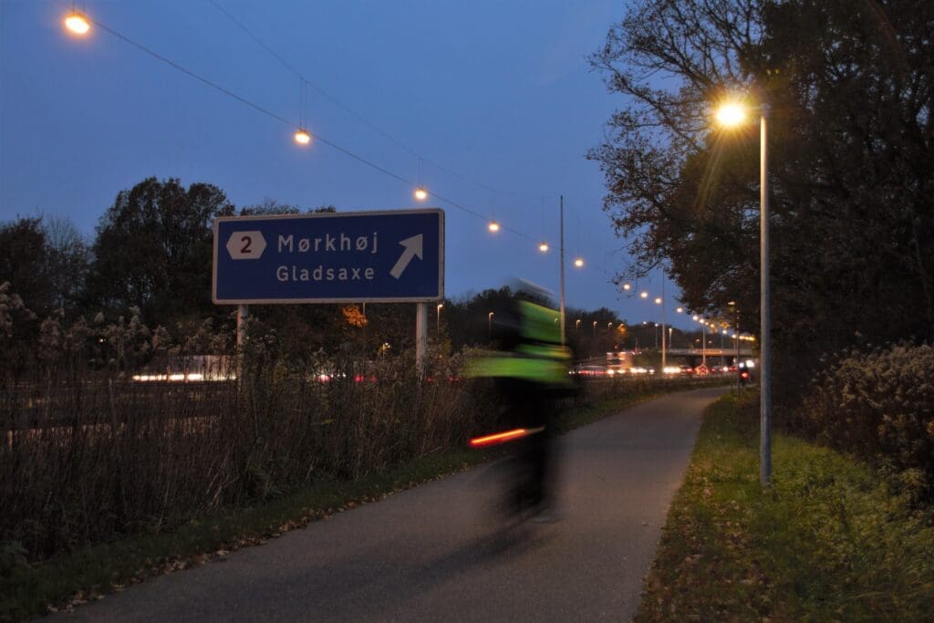 Lighting Metropolis Green Economy