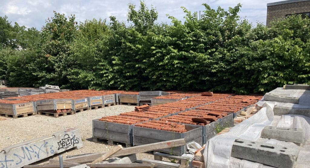 Genbrug i byggebranchen – fra hensigt til handling