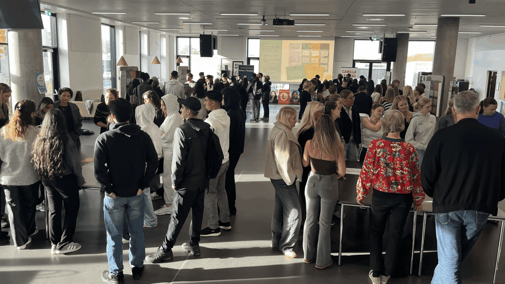 Unge og lokale politikere udvekslede klimadrømme i Albertslund